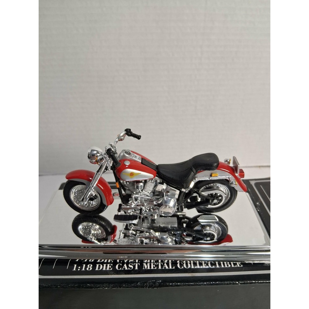 Maisto 1999 Harley Davidson FLSTF Fat Boy Diecast Metal Collectible 1 18 Scale - Picture 1 of 5
